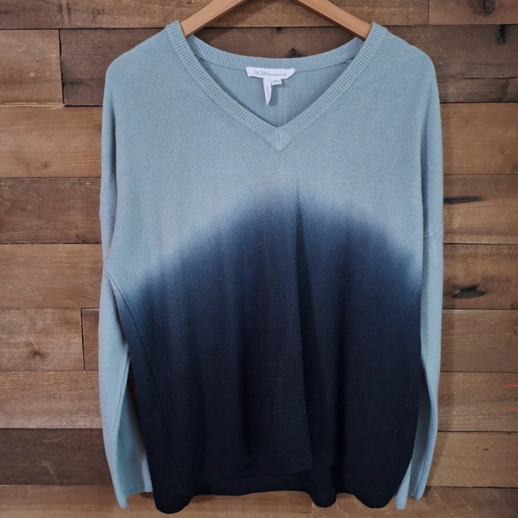 BCBG Generation V Neck Dip Dye Ombre Sweater SZ XS/S oversized - Picture 1 of 5
